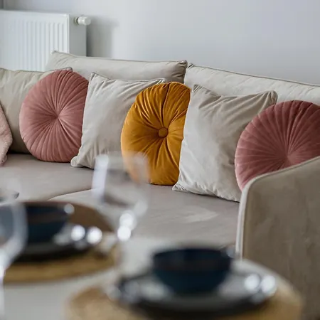 Stylish Glam Przedpole In By Renters * Warsaw