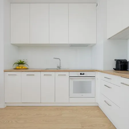 Stylish Glam Przedpole In By Renters Warsaw