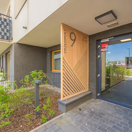 Stylish Glam Przedpole In By Renters Apartment *